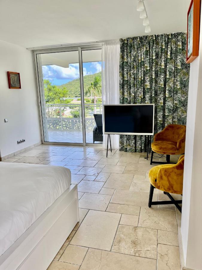 Le Domaine Anse Marcel Beach Resort Exterior foto
